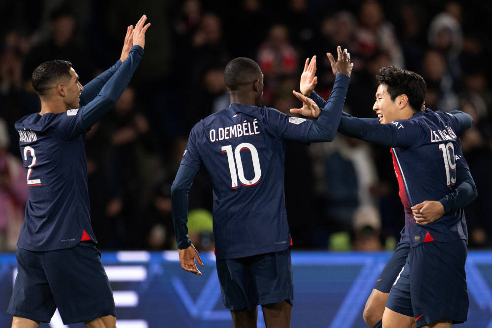 巴黎圣日耳曼击败对手获得三分的简单介绍