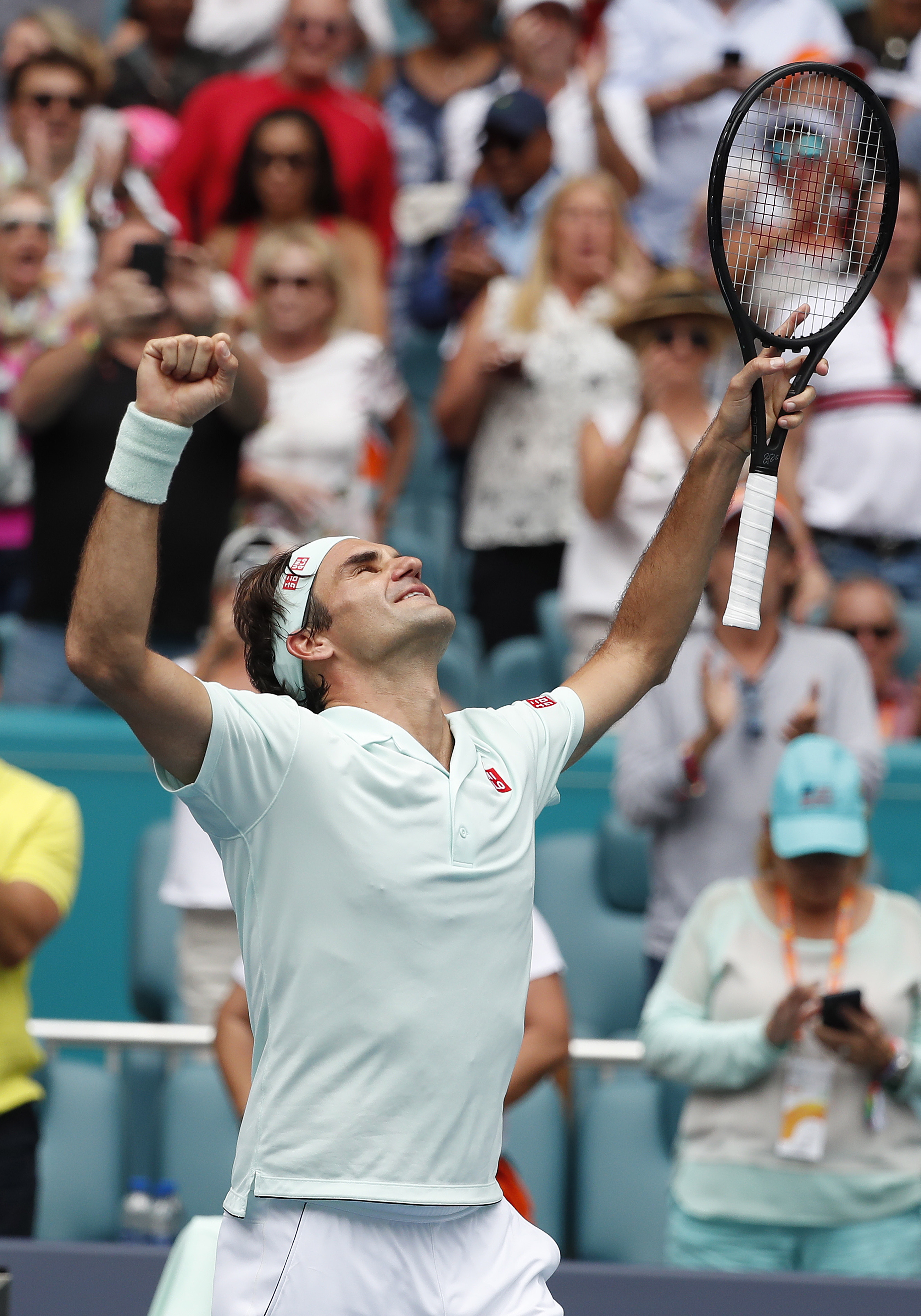 美国网球队绝地反击日本网球队，费德勒高光表现的简单介绍